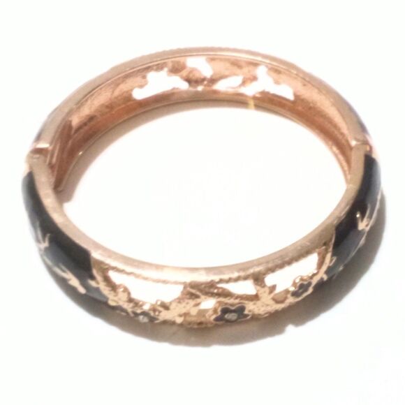 Vintage Jui Long Xing Ornate Floral Design Black Enamel Gold Tone Bangle - Picture 3 of 5